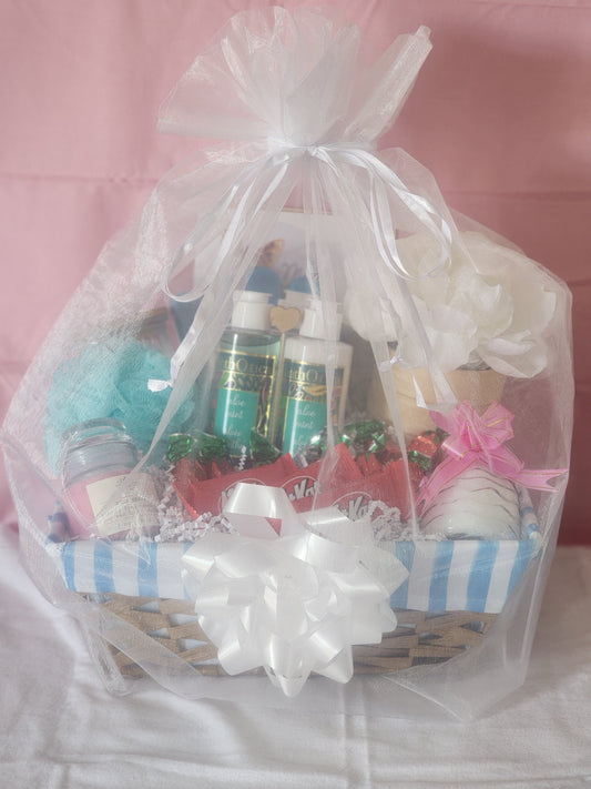 Custom Medium Gift Baskets